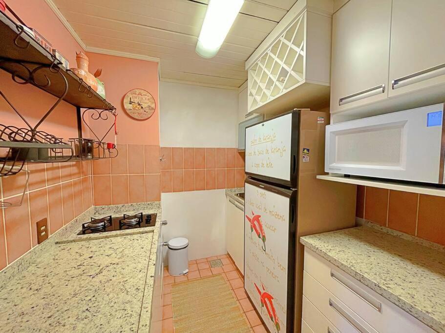 Aconchegante Apto 3 Dorm. Com Piscina Aquecida กรามาโด ภายนอก รูปภาพ