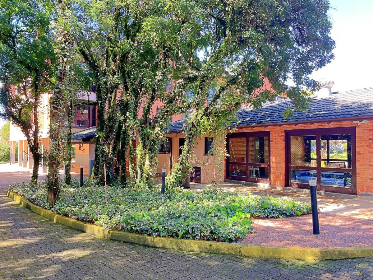Aconchegante Apto 3 Dorm. Com Piscina Aquecida กรามาโด ภายนอก รูปภาพ